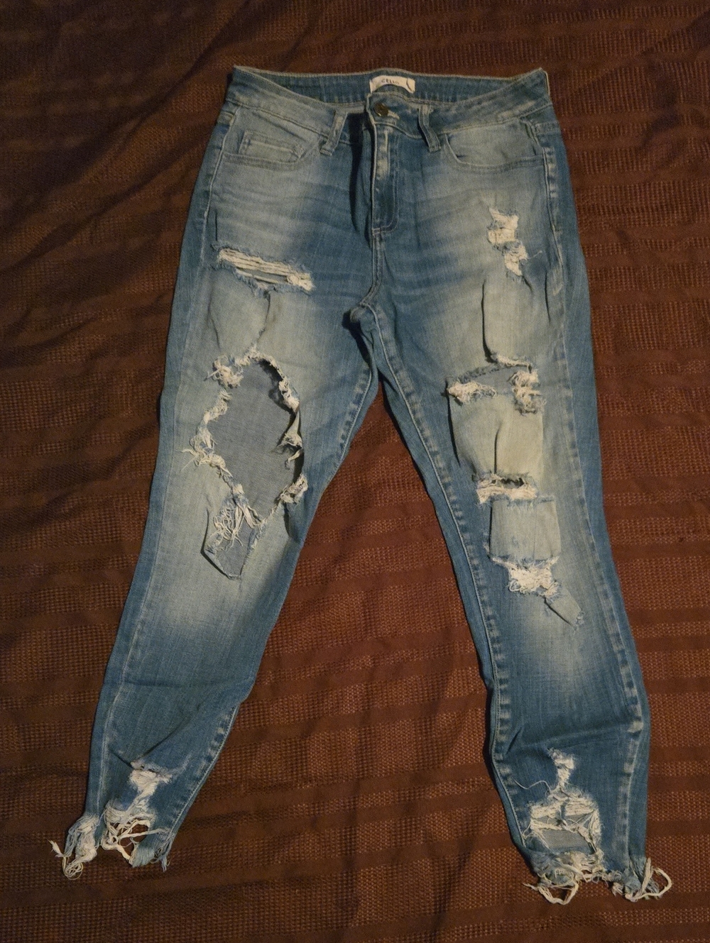 Cello Women's Light Blue Distressed Ripped Jeans